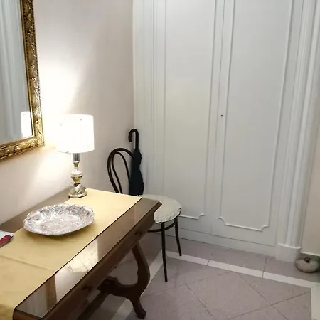 Tevere Lägenhet